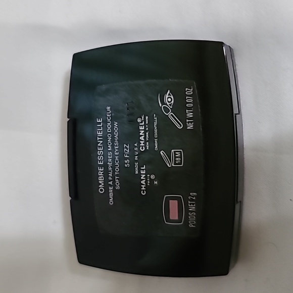 Chanel Ombre Essentielle soft touch eyeshadow. 55 Fizz - Picture 3 of 3